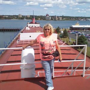 Meet your Posher, Debbie